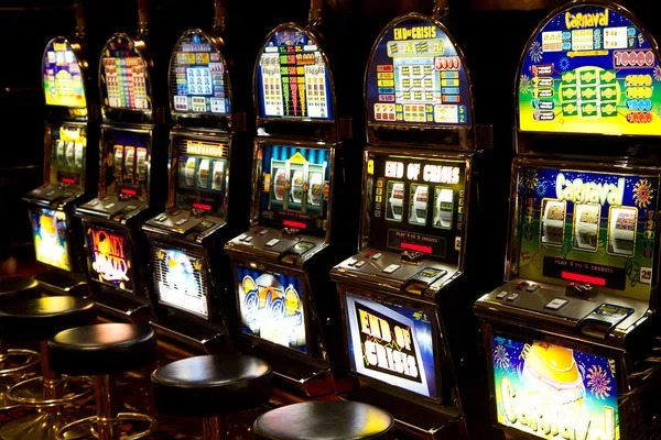 Live football streaming and betting interface